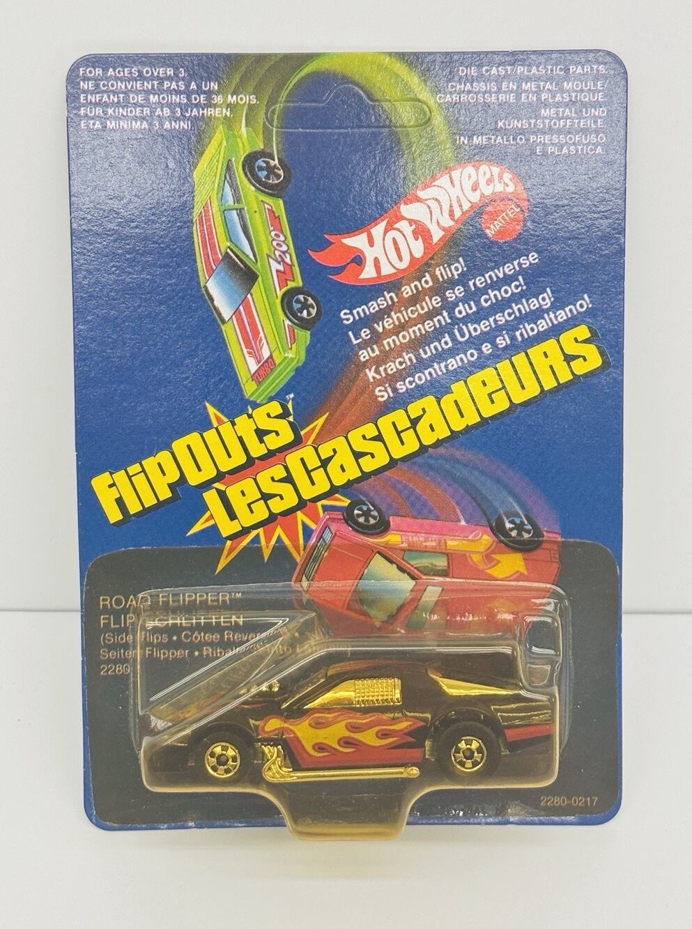 Hot Wheels Road Flipper Flip Outs Les Cascadeurs Unpunched w/ Protector